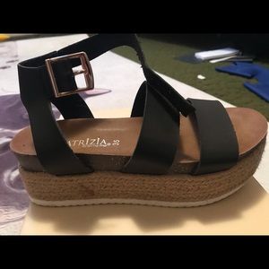 New in box Patrizia by Spring Step espadrilles